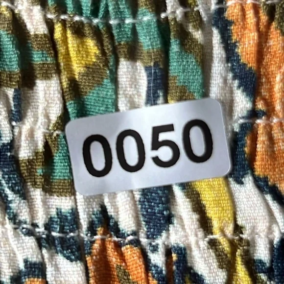 ANTHROPOLOGIE Smocked Femme Elastic Blouse | XS | NWT - Picture 6 of 6